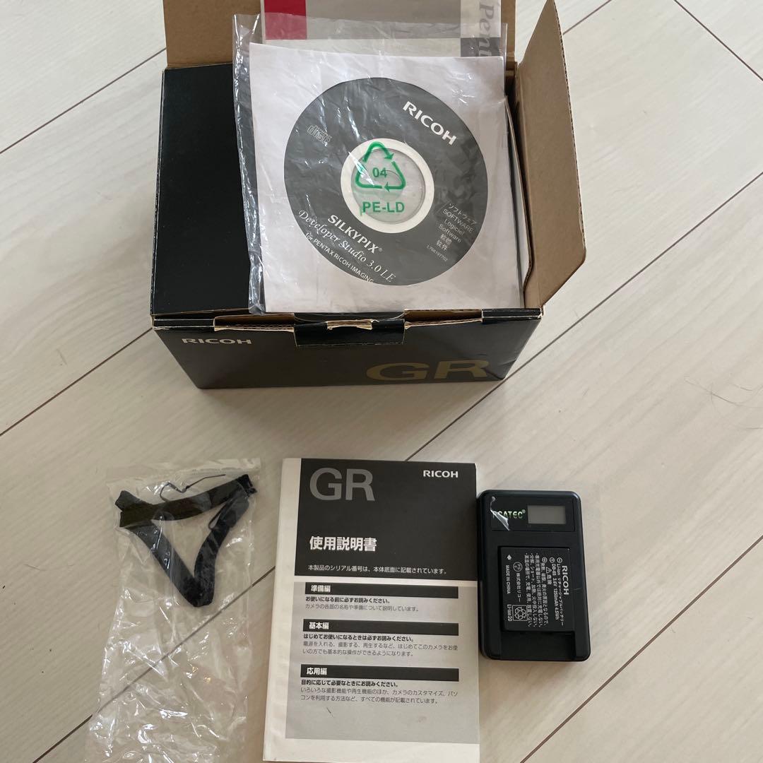 RICOH GR デジタルカメラ 本体