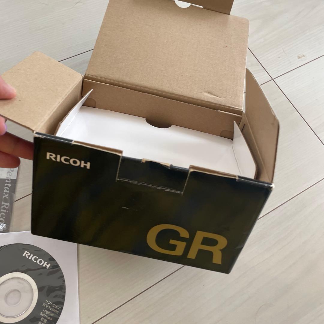 RICOH GR デジタルカメラ 本体