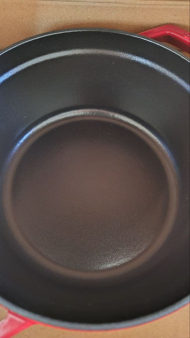 STAUBストウブ ピコ・ココット ラウンドチェリー 22ｃｍ