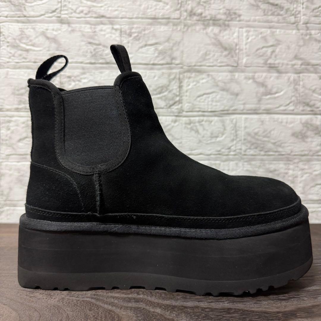 UGG ニューメル プラットフォーム チェルシー 黒 24cm