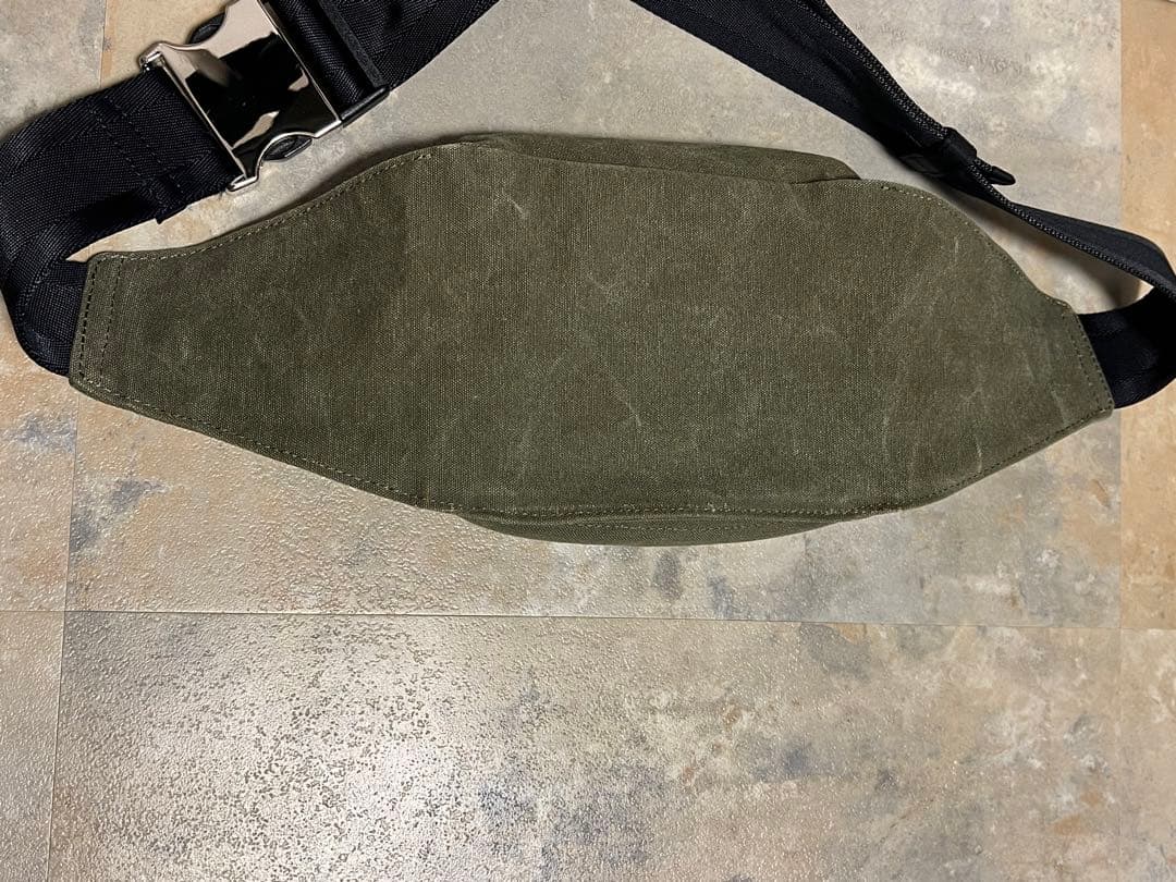 【美中古】レディメイド　ボディポーチ【初期モデル】