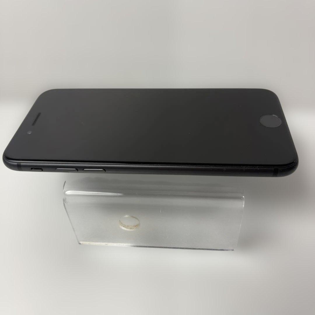 iPhone 8 本体　docomoSIMロック　アクティベート可能　動作確認済