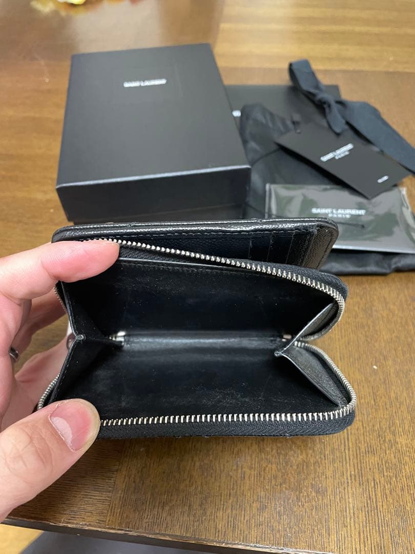 SAINT LAURENT 2つ折り財布　サンローラン