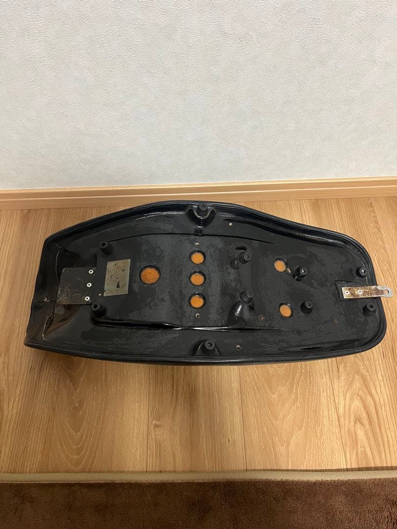 W650 ナローシート　K&H eggs シート