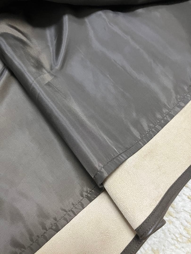 グレースコンチネンタル　エコレザーフレアスカート