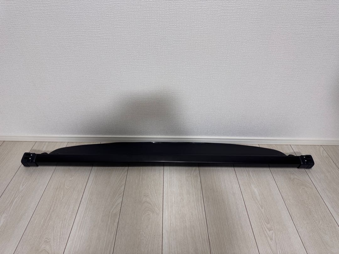 RAV4専用　　純正トノカバー　6AA-AXAH54