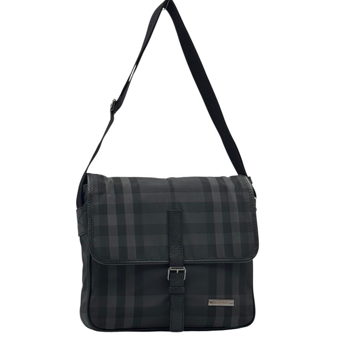 【美品】BURBERRY バーバリー　ショルダーバッグ　メッセンジャーバッグ