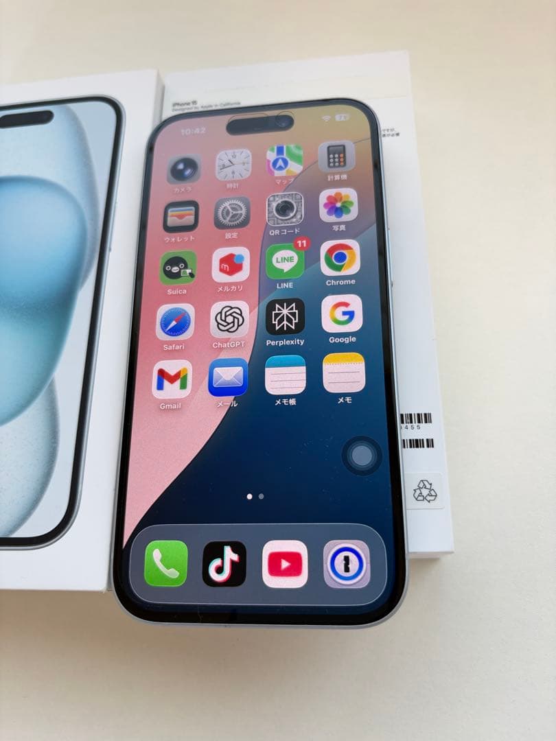 【美品】Apple iPhone 15ホワイト simフリー本体