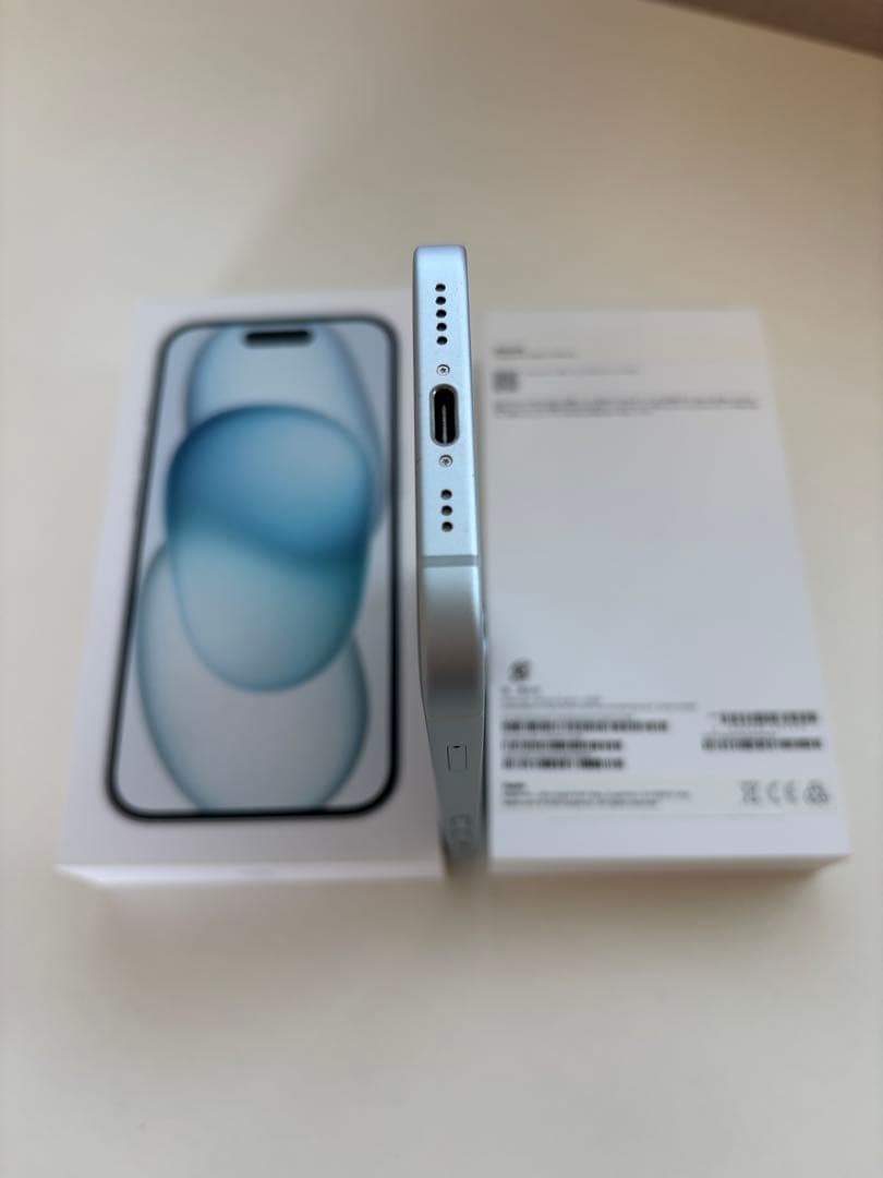 【美品】Apple iPhone 15ホワイト simフリー本体