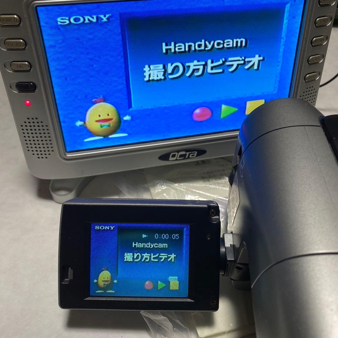 SONY Video8 ビデオカメラ　CCD-TRV11 ③