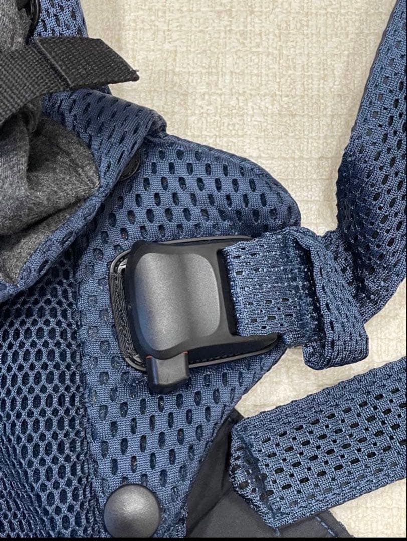 ベビービョルン　ハーモニー　メッシュ　抱っこ紐　ネイビーブルー