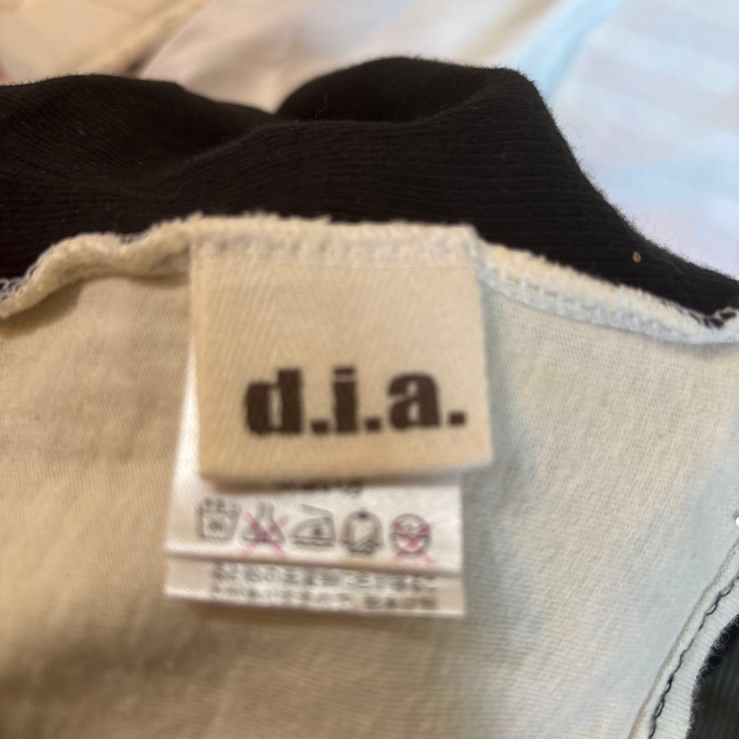 d.i.aレース付きハルターキャミソール