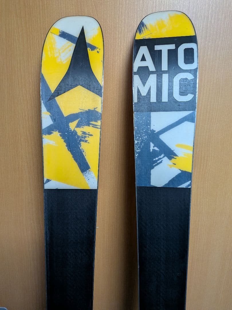 スキー ATOMIC VANTAGE V8 RIVAL 181cm R16/17m