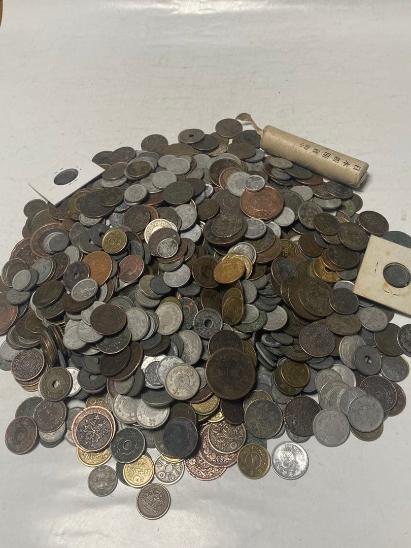 古銭 銅貨・黄銅貨・青銅貨・白銅貨・ニッケル貨錫貨アルミ貨など3.1㎏NO.61