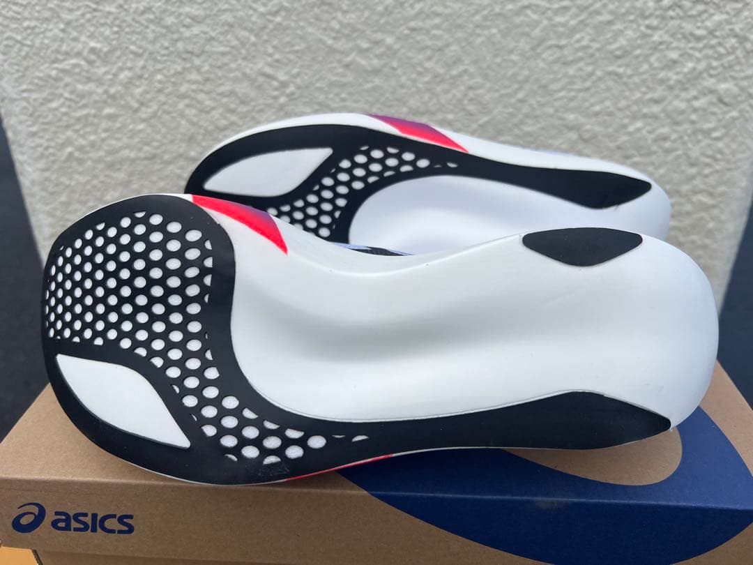 【新品タグ有26.5】ASICS SPEED RAY メタスピードレイ