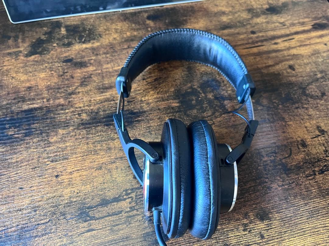 ♣️ SONY 有線 密閉型スタジオモニターヘッドホン 黒 MDR-CD900ST