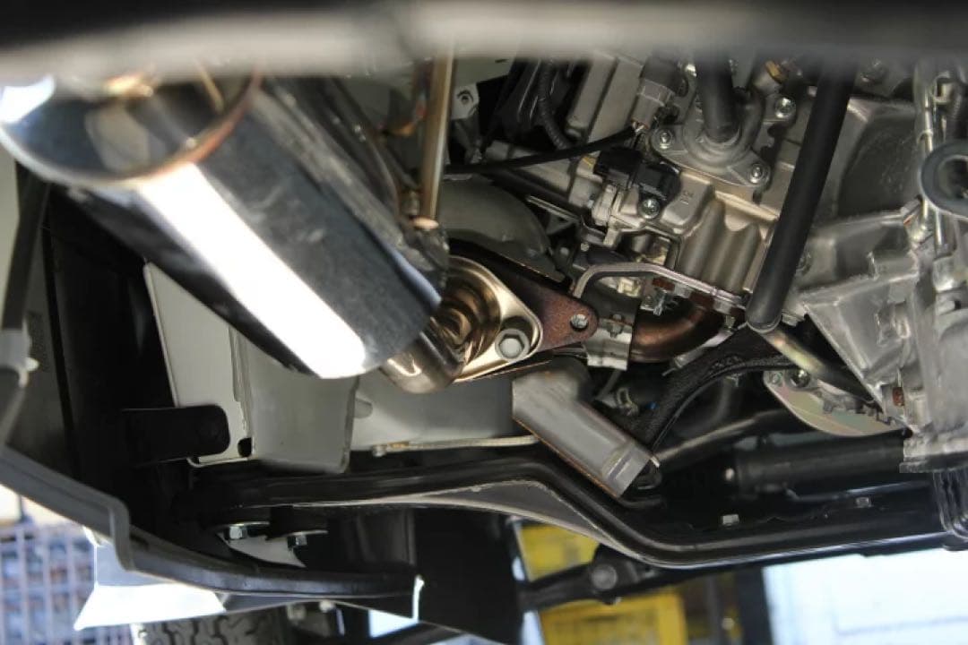 新 キャリー トラック 3BD-DA16T 後期モデル仕様 1本出しマフラー