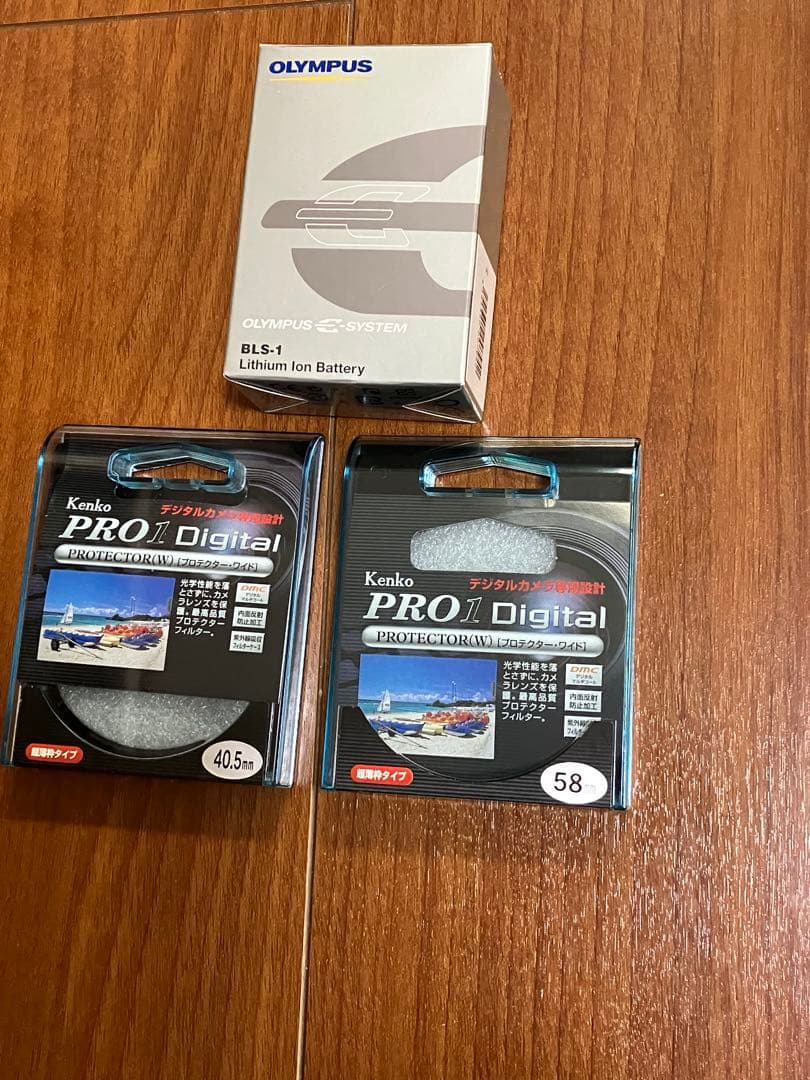 美品)オリンパス PEN E-PL1 ダブルズームキット+ 予備電池など＋おまけ