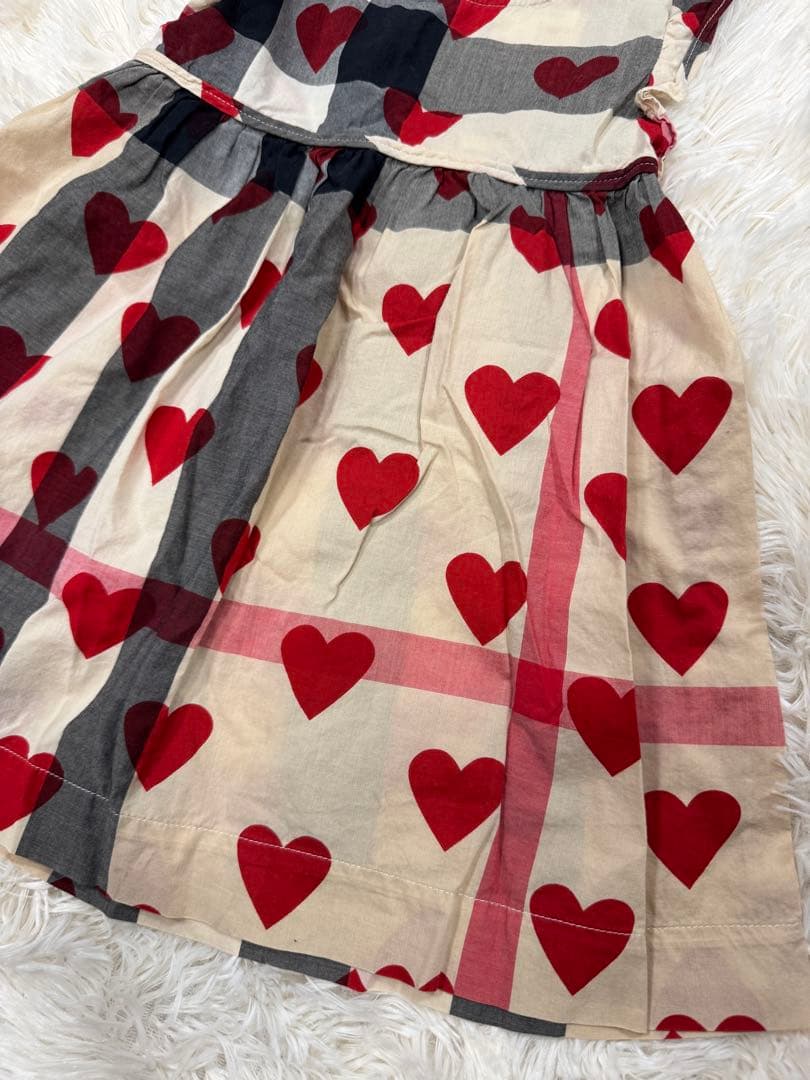 美品　BURBERRY バーバリー　ハートワンピース　2Y 92cm
