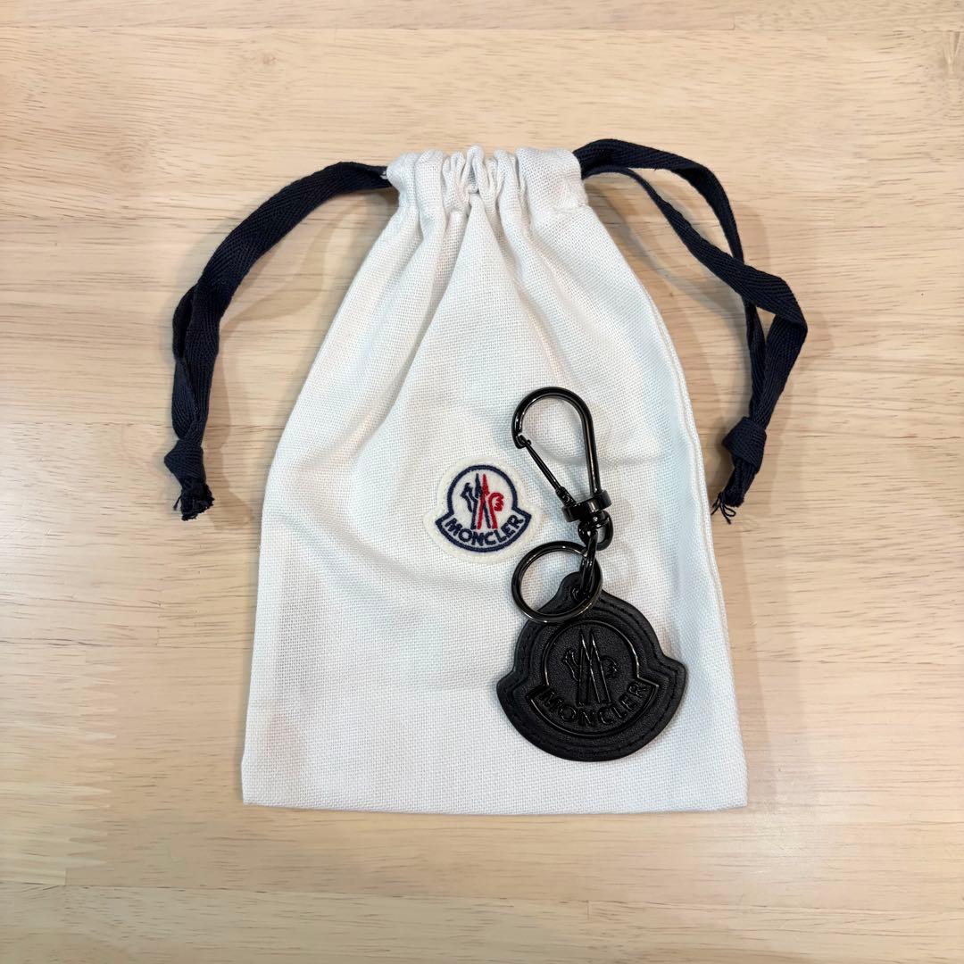 定価46200円 MONCLER LOGO KEY RING ブラック