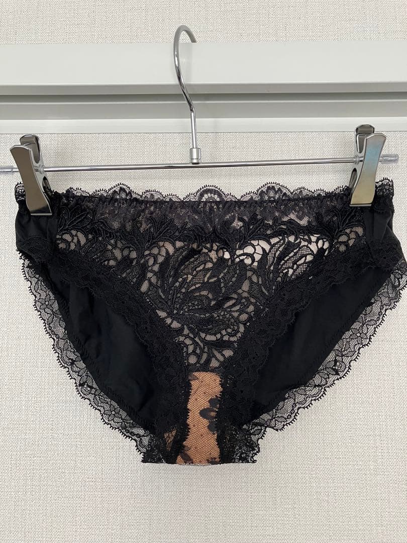 風　　　　　　　　　　　　　　　　　STUDIO FIVE 刺繍ブラジャー