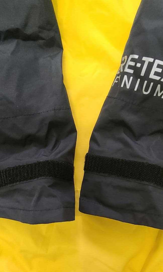 DAIWA　ゴアテックスレインスーツ上下　DR-1922