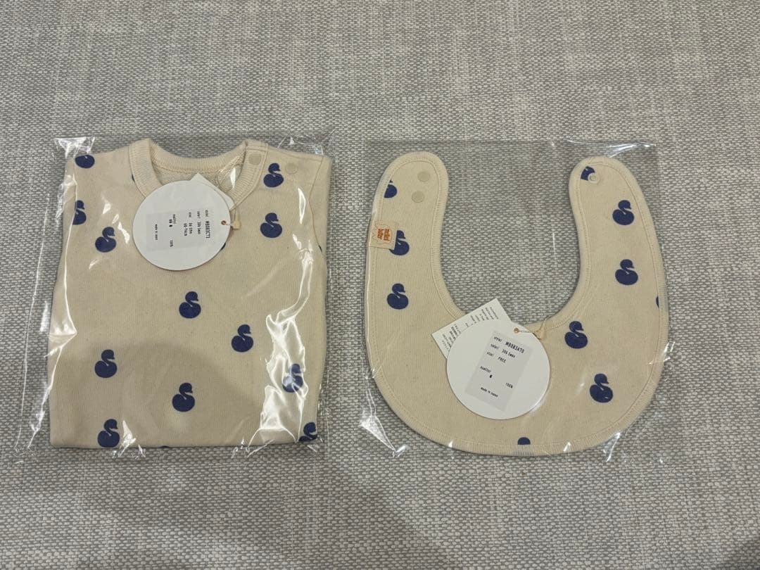 【未開封】melted butter SWAN BODYSUIT&BIB