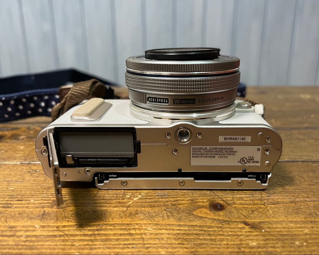 ミラーレス一眼 OLYMPUS PEN E-PL8 シャッター数514回