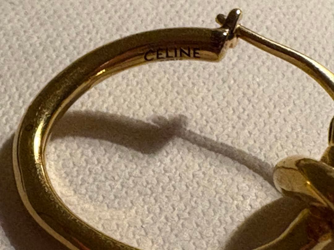 CELINE ピアス　片耳　アクセサリー　ノット　箱なし　値下げ