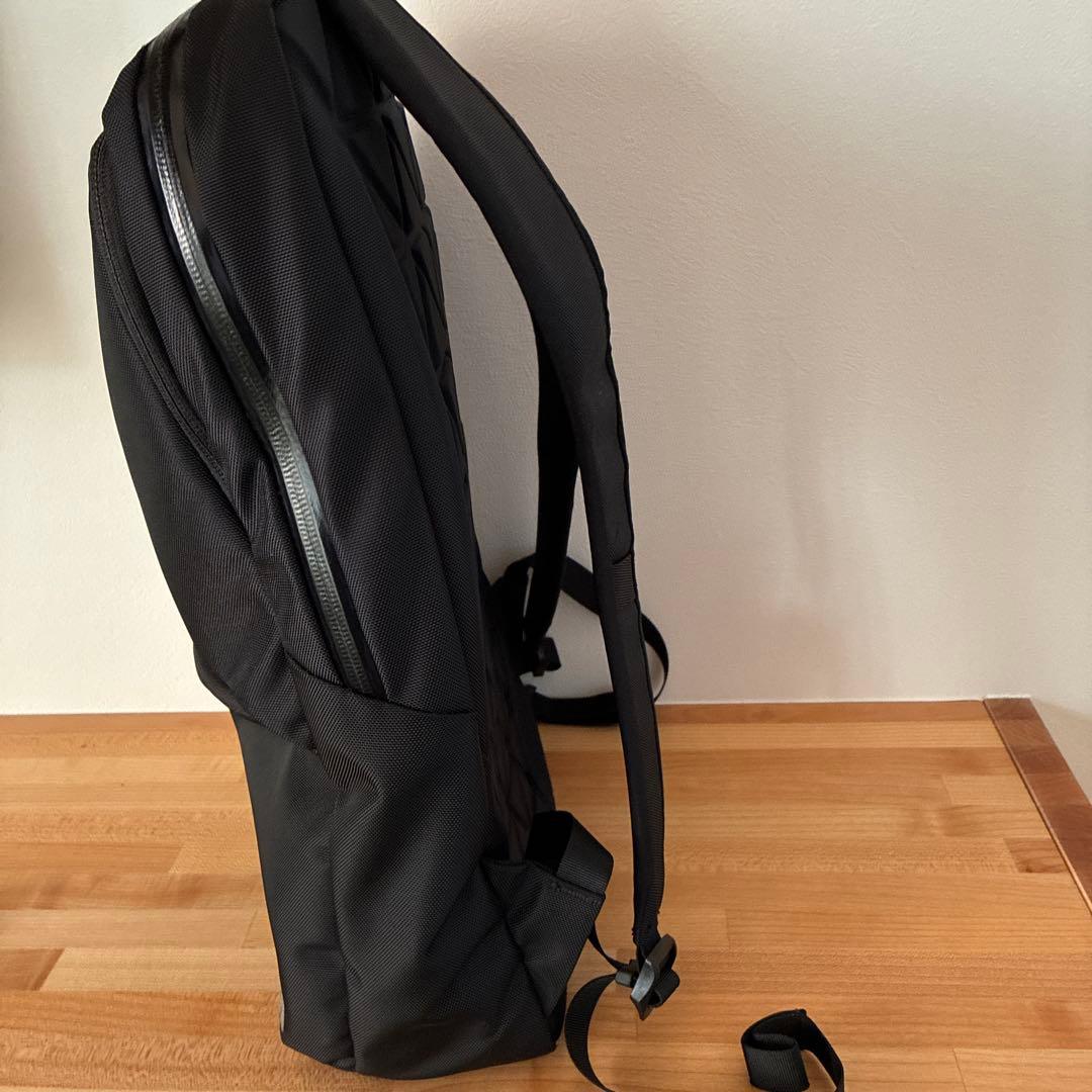 THE NORTH FACE ブラック ビジネスバックパック