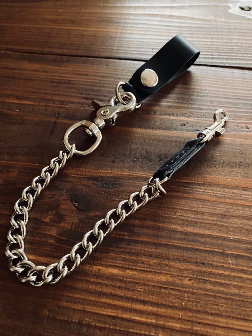 【ブルガロ】TM01-77ミドルトラッカーウォレット&鉄製チェーン付き