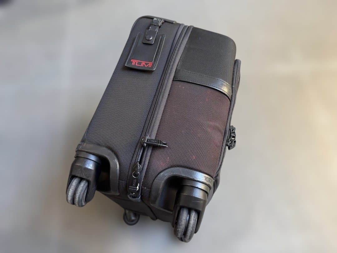 TUMI 26624D2 4ウィールドコンパクト ALPHA キャリーケース