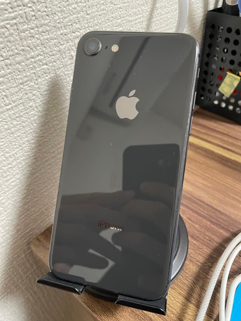 【バッテリー100%】【即日発送！】iPhone8 スペースグレイ 256GB