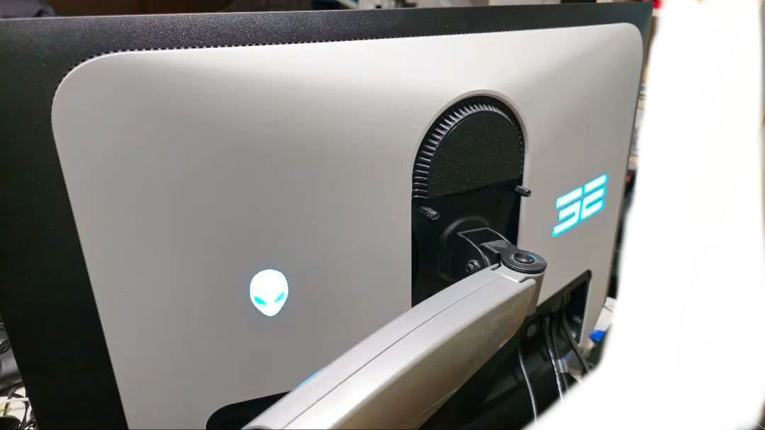 [ジャンク]Alienware 32インチ 4K モニターAW3225QF