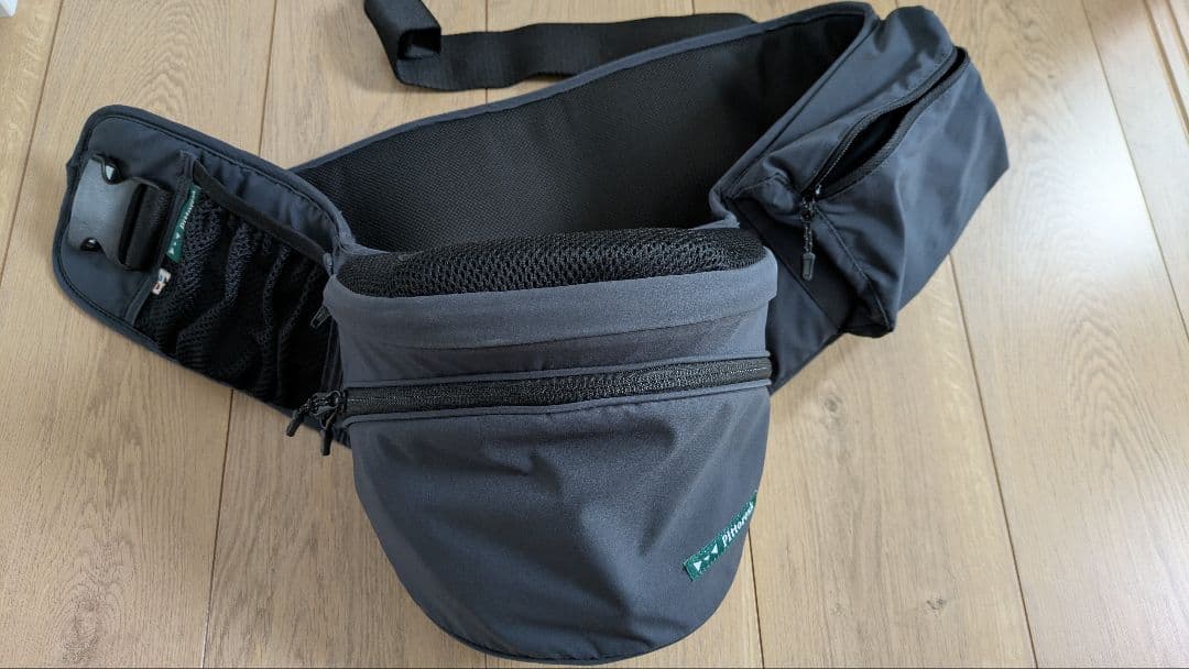 【美品】pittoresk ヒップシート　ネイビー