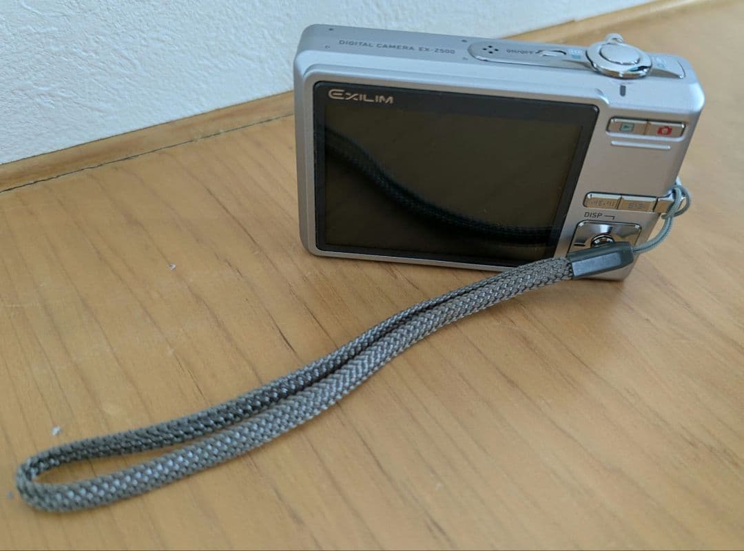 CASIO EXILIM EX-Z500 本体