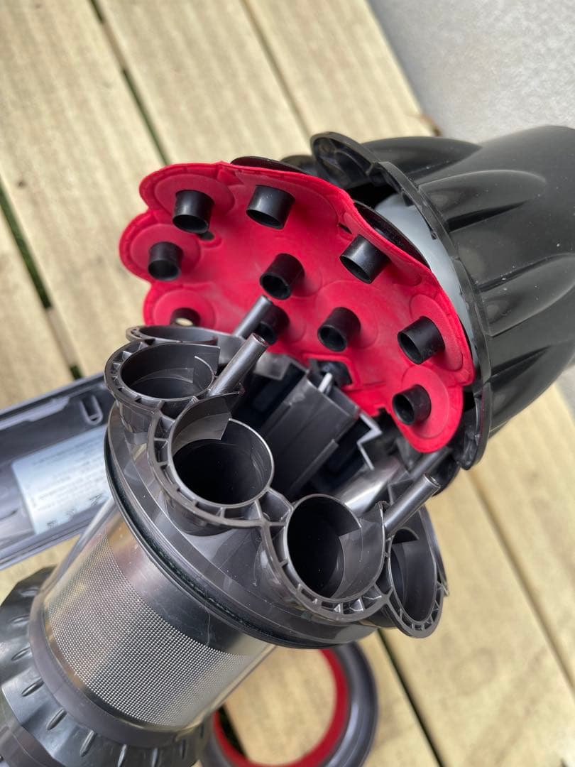 【美品】ダイソン(SV18)本体のみ