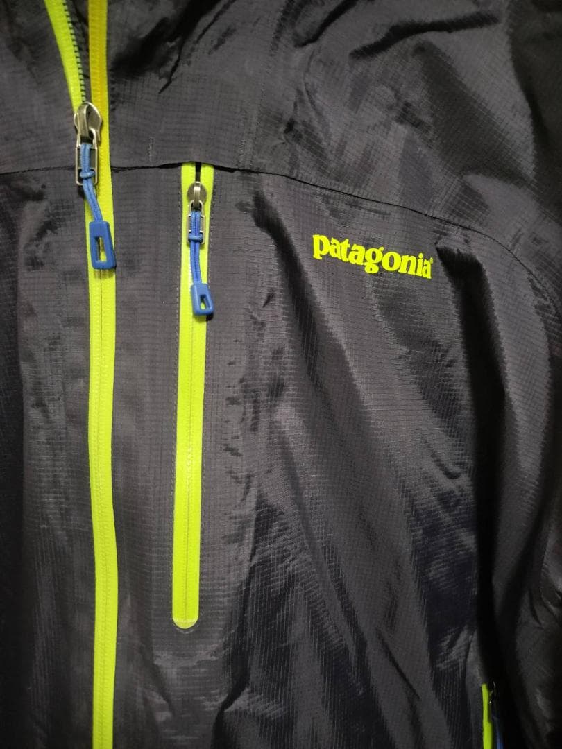 PATAGONIA パタゴニア　プリマロフト　中綿　マウンテンパーカーＸＬ