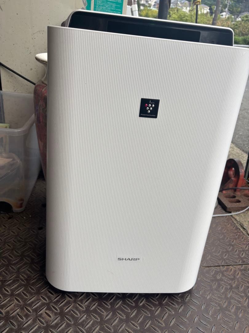 SHARP 加湿空気清浄機 ホワイト　KC-40TH7-W 2023年製