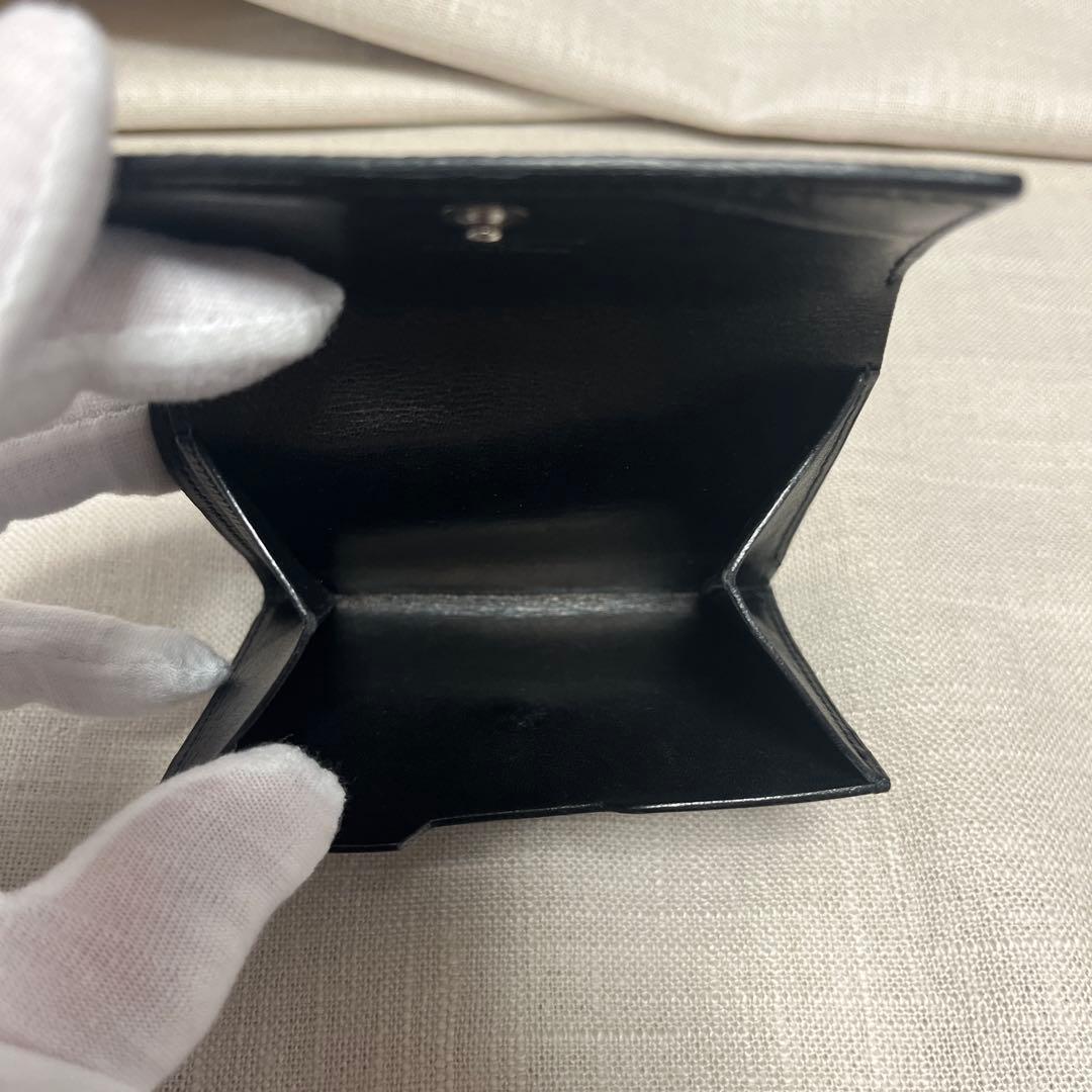 カミーユフォルネ　リザード　黒　ケース