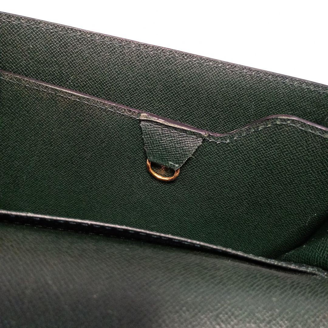 ルイヴィトン　 タイガ　ブリーフケース　グリーン ビジネスバッグ