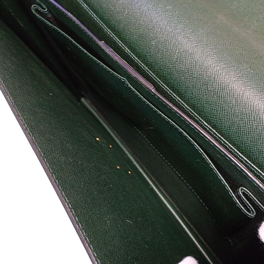 ルイヴィトン　 タイガ　ブリーフケース　グリーン ビジネスバッグ