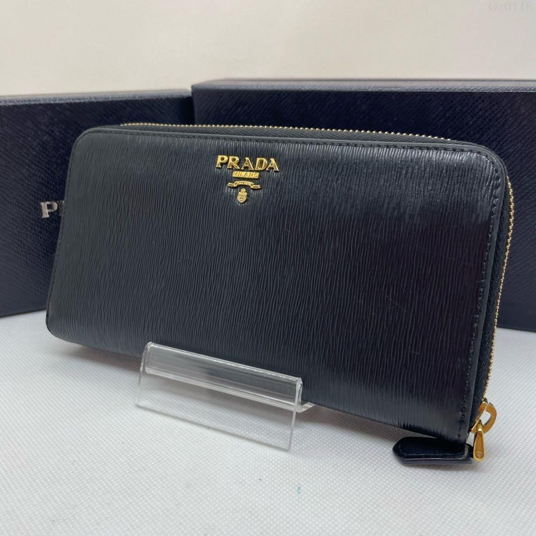 【美品】プラダ 長財布 ラウンドファスナー サフィアーノレザー 小銭入れ付き 黒