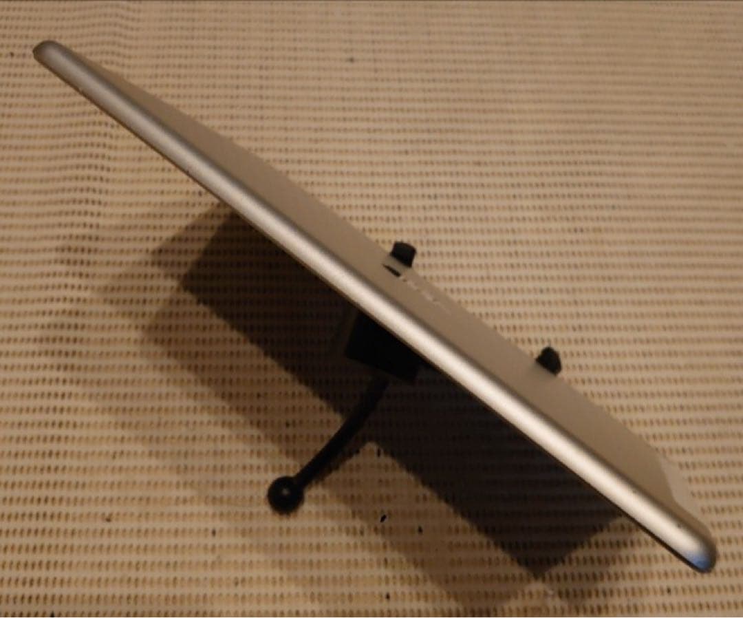 DMPZ9完動品SIMフリー液晶無傷iPad第6世代(A1954)本体32GB