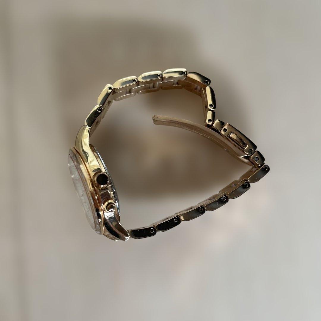 SEIKO ゴールド ソーラー電波腕時計