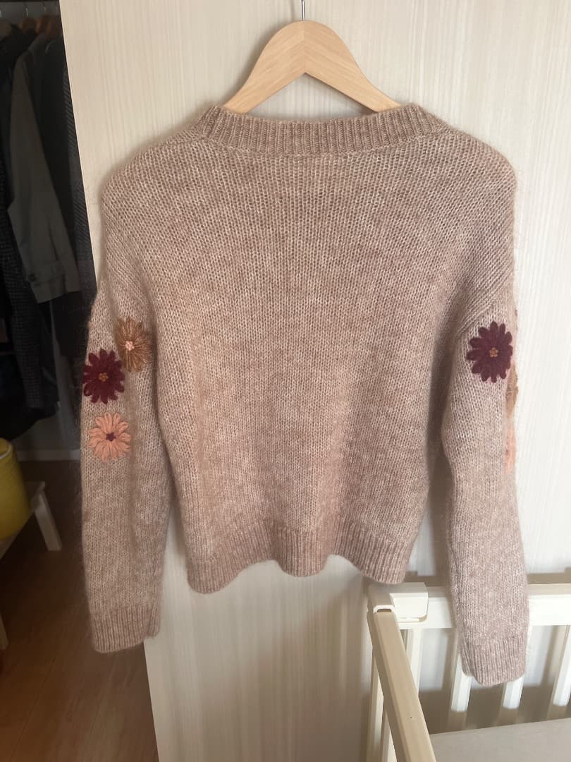 Sezane Suzon フラワー刺繍 長袖ニットセーター