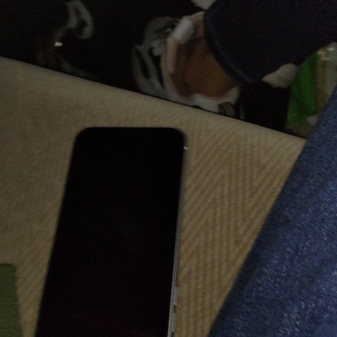 スマートフォン本体 iPhone XR White 64 GB docomo