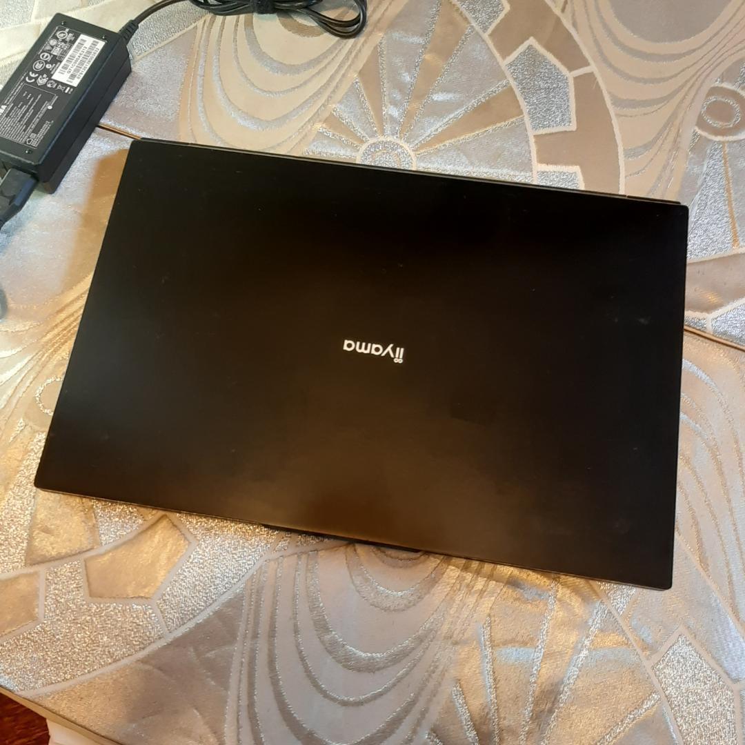 13.3インチ ◎11世代 i5 8G 256G 1920*1080 イイヤマ