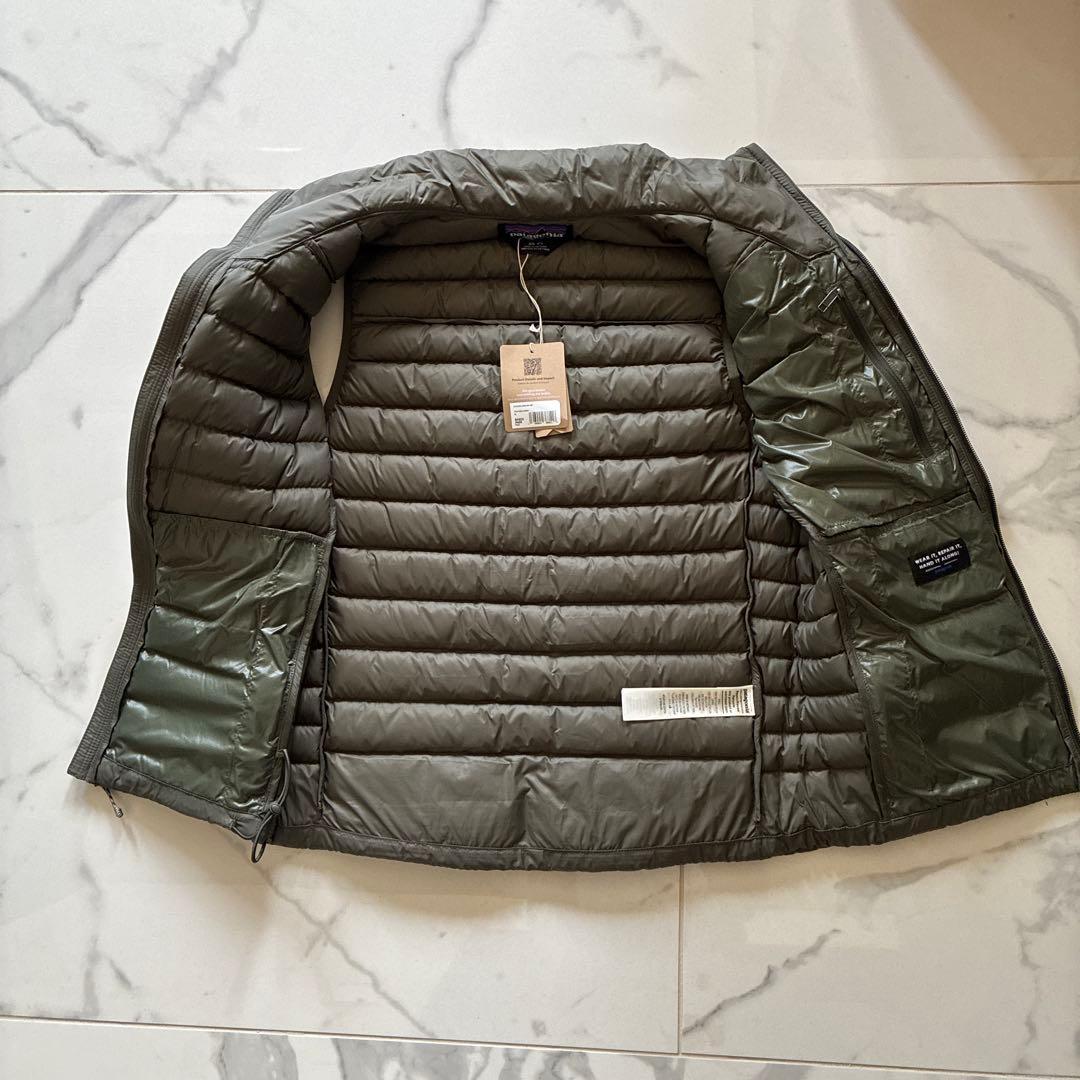 パタゴニア　メンズ　ダウン　セーターベスト