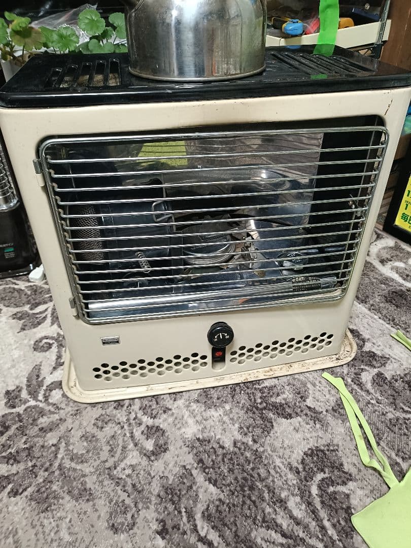 HITACHI 石油ストーブ OVH-A530 ベージュ